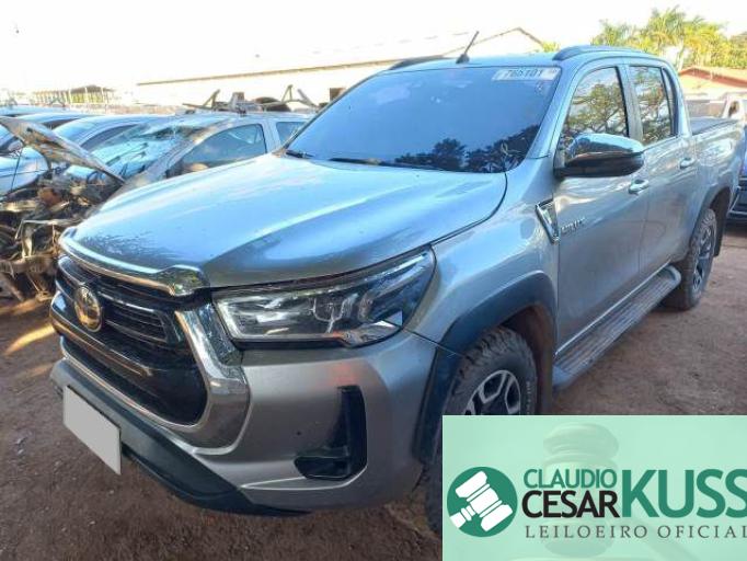 TOYOTA HILUX CD 21/21